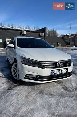 Седан Volkswagen Passat 2017 в Кривом Роге