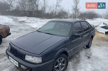 Седан Volkswagen Passat 1991 в Емильчине