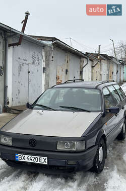 Универсал Volkswagen Passat 1992 в Каменец-Подольском