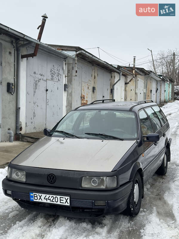 Volkswagen Passat 1992