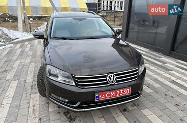 Универсал Volkswagen Passat 2013 в Львове