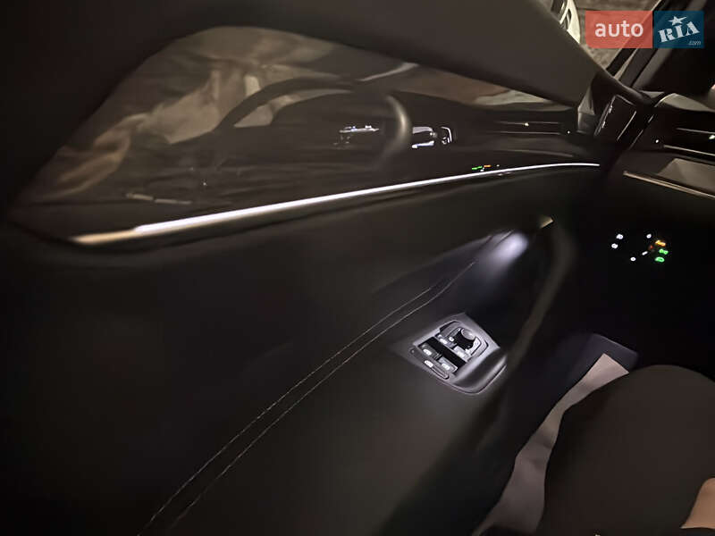 Универсал Volkswagen Passat 2022 в Луцке