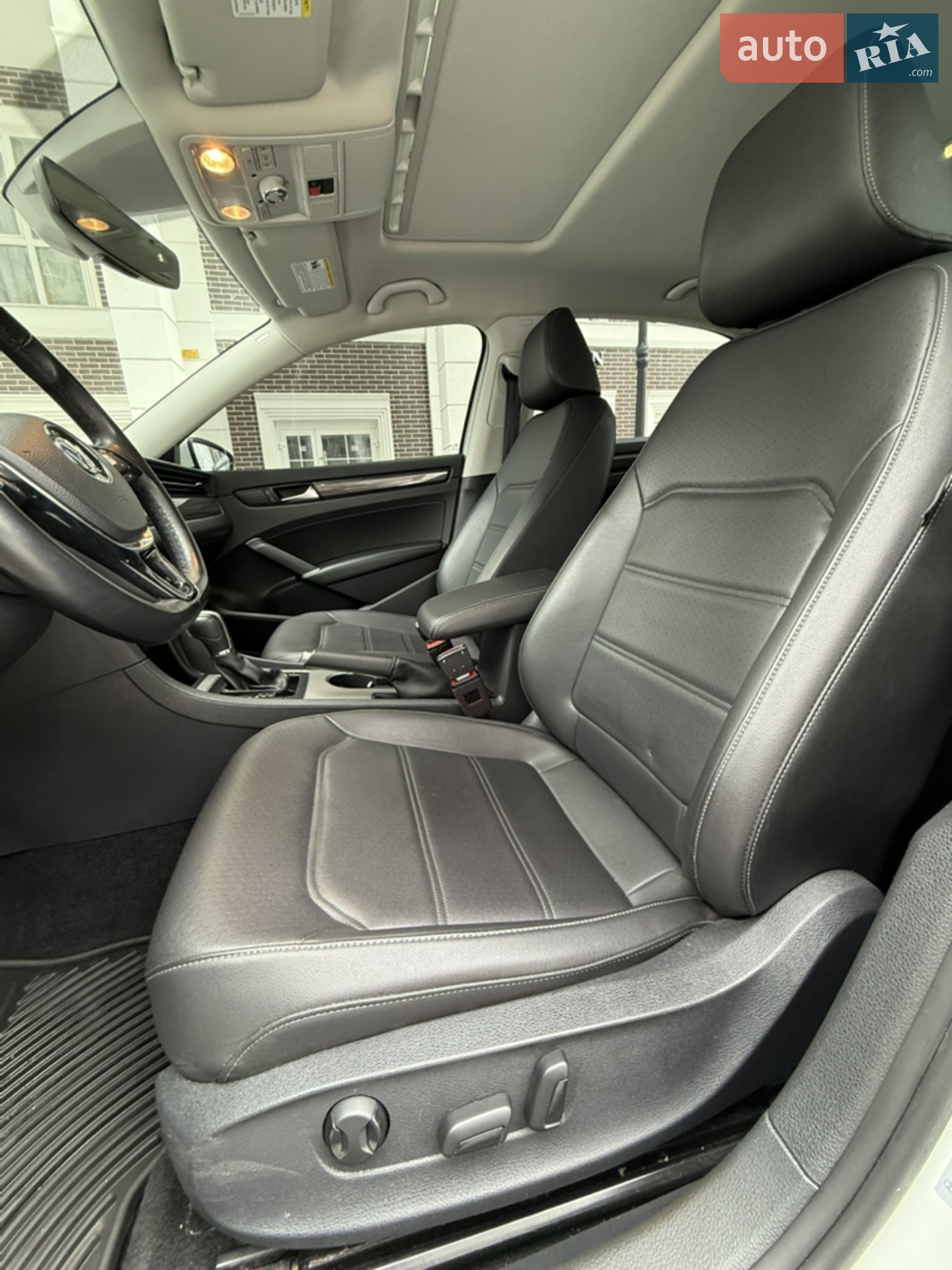 2020 Volkswagen Passat - мініатюра 10