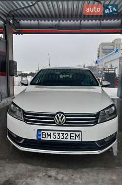 Седан Volkswagen Passat 2013 в Сумах