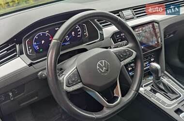 Универсал Volkswagen Passat 2020 в Краснограде