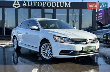 Седан Volkswagen Passat 2016 в Києві