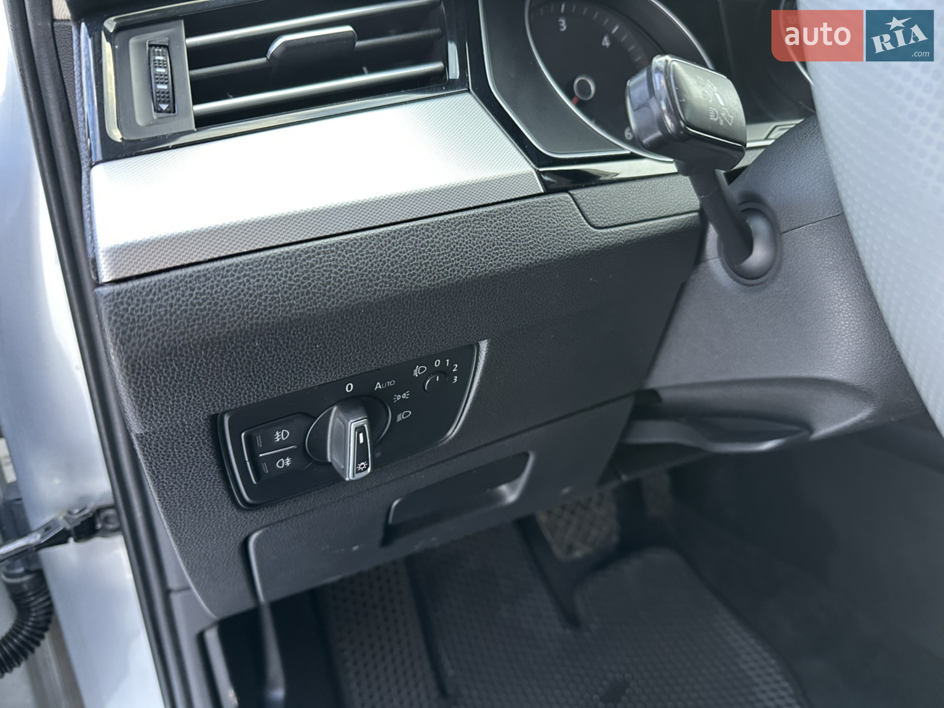 2015 Volkswagen Passat - мініатюра 14