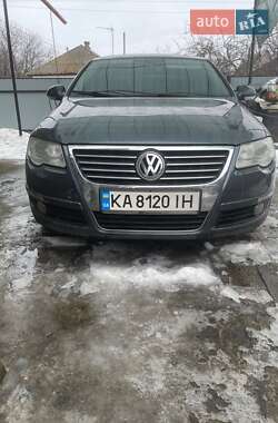 Седан Volkswagen Passat 2009 в Новоукраинке