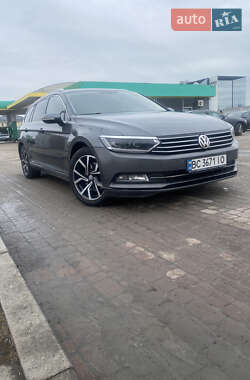 Універсал Volkswagen Passat 2017 в Львові
