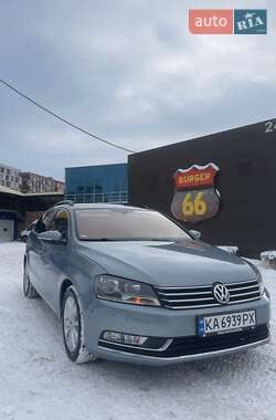 Универсал Volkswagen Passat 2013 в Киеве