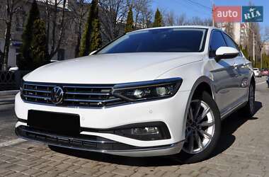 Седан Volkswagen Passat 2020 в Одесі