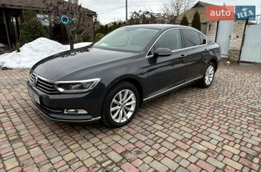 Седан Volkswagen Passat 2015 в Хоролі