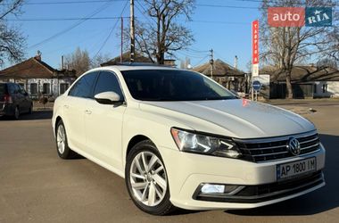 Седан Volkswagen Passat 2017 в Николаеве