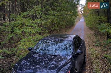 Седан Volkswagen Passat 2018 в Киеве