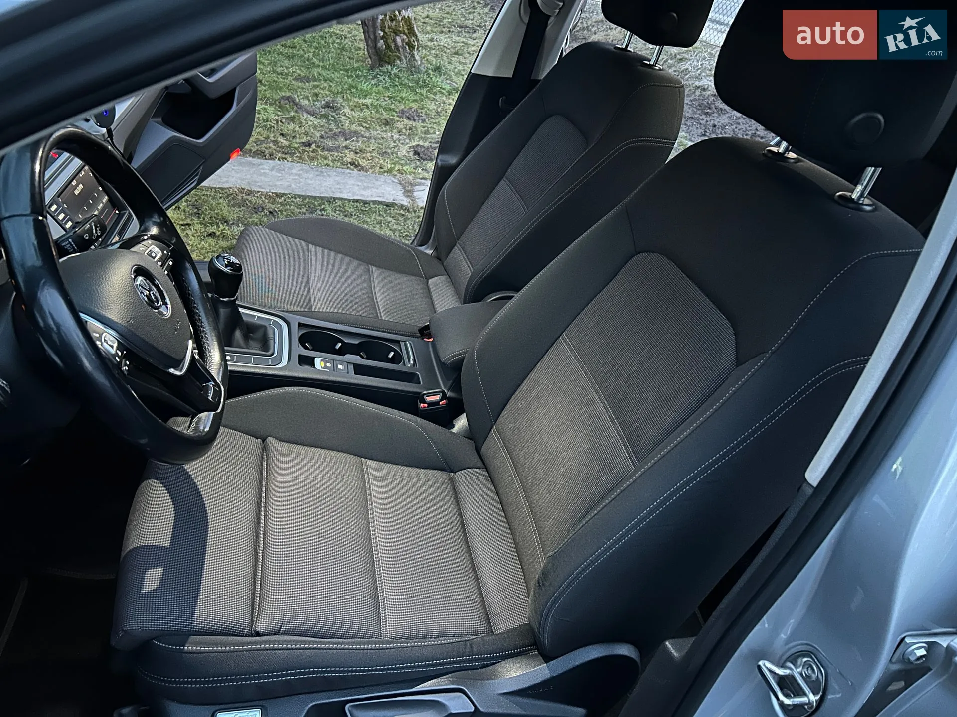 2015 Volkswagen Passat - мініатюра 24