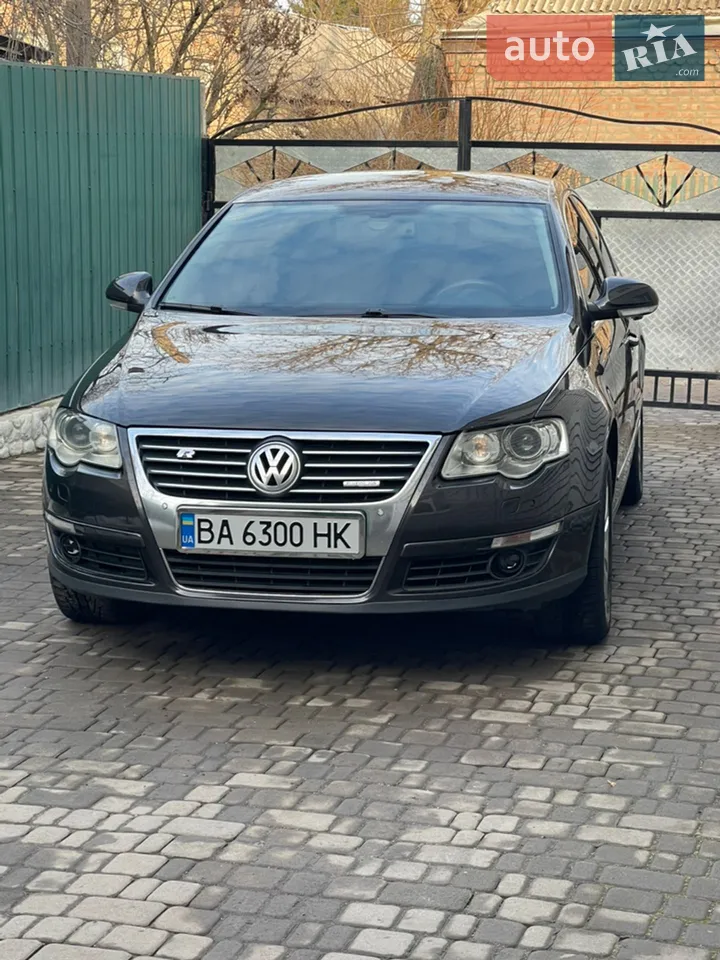 2011 Volkswagen Passat - мініатюра 11