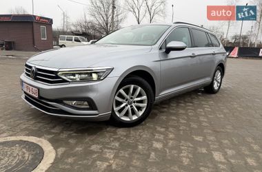 Универсал Volkswagen Passat 2020 в Калуше
