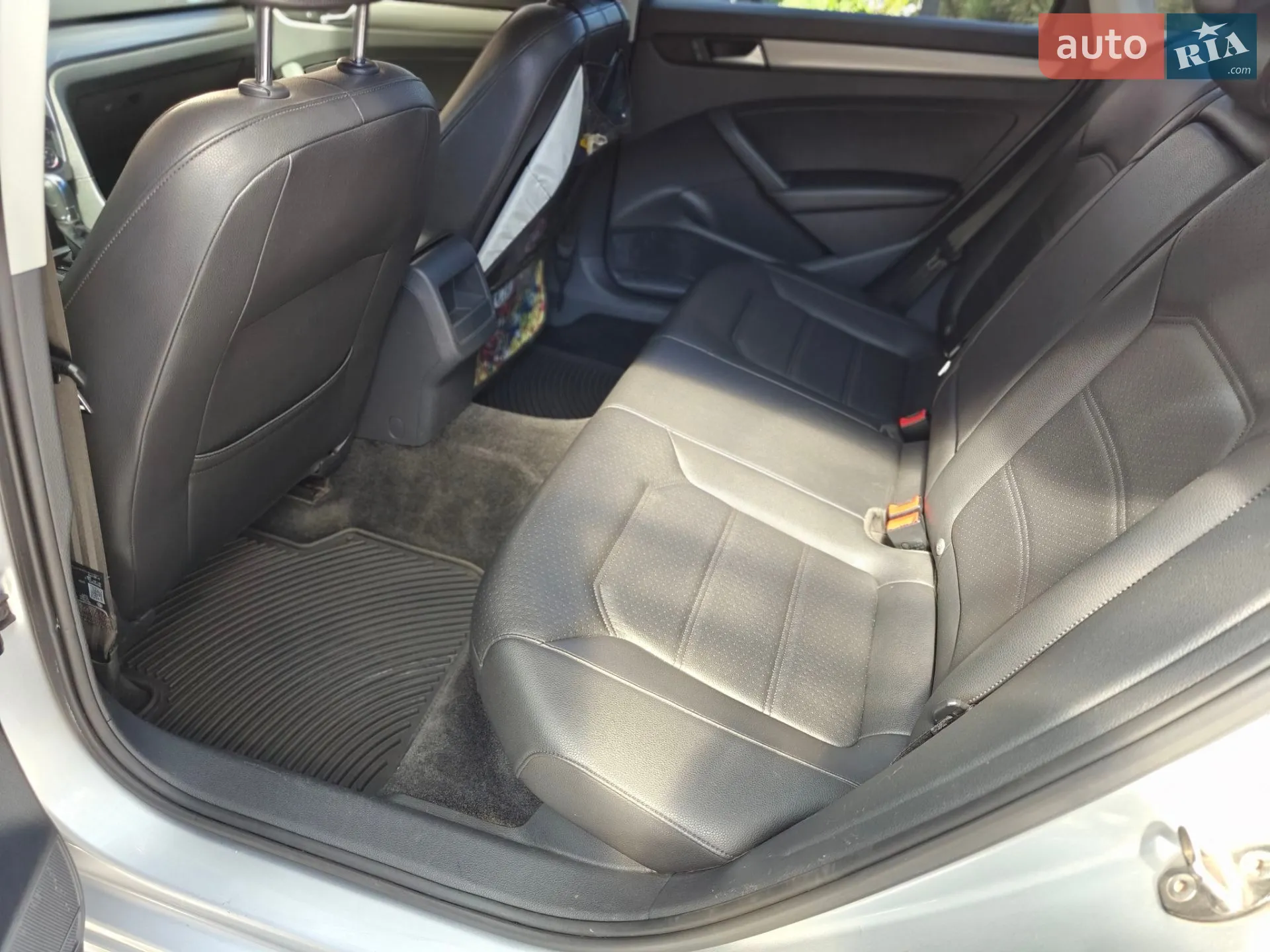 2015 Volkswagen Passat - мініатюра 18