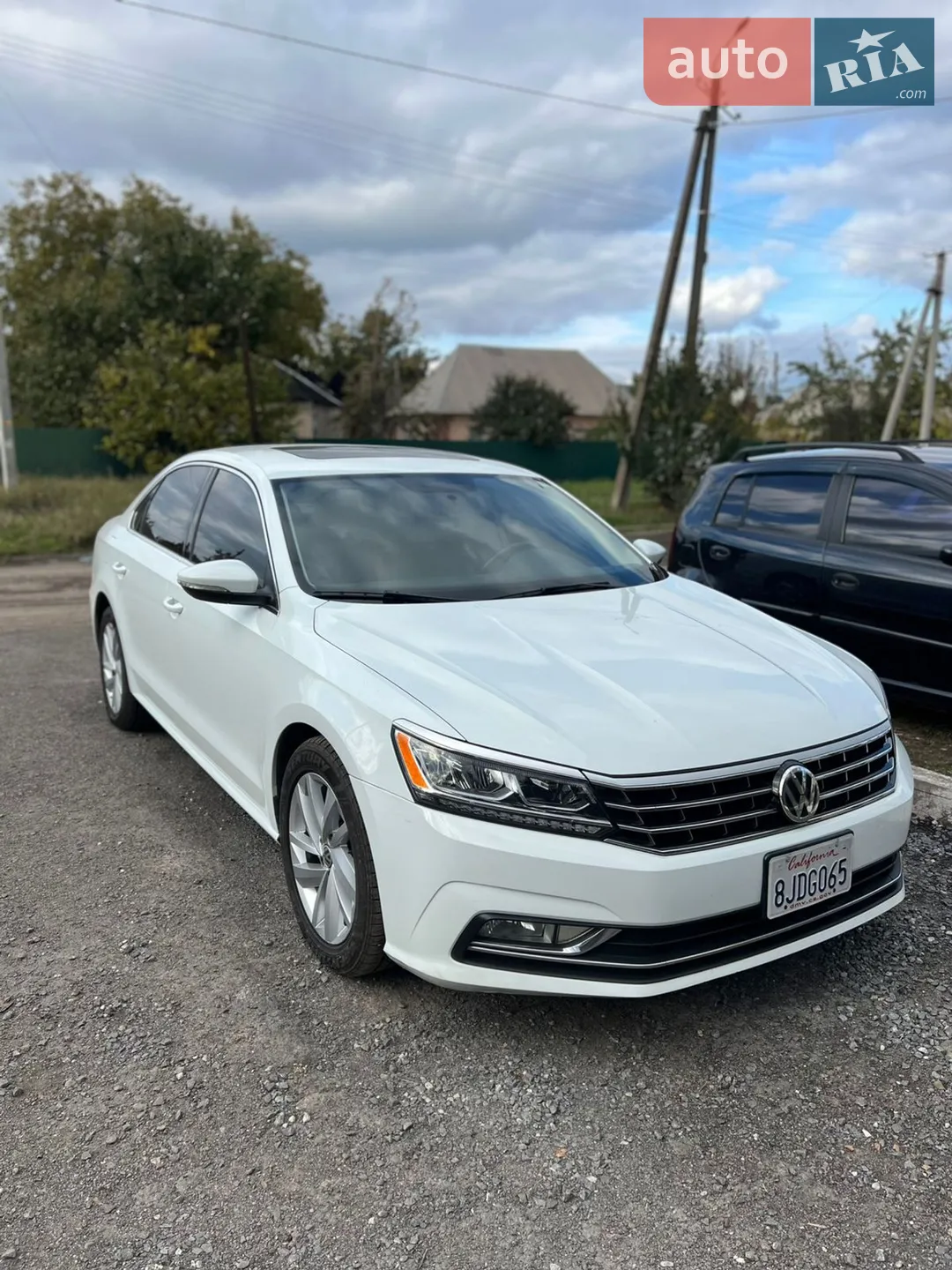 2017 Volkswagen Passat - фото 1