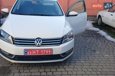 Универсал Volkswagen Passat 2013 в Дубно