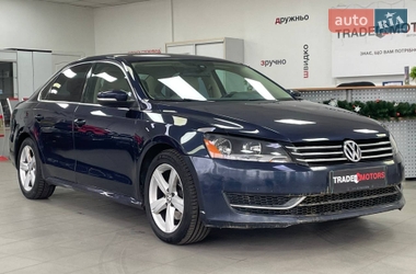 Седан Volkswagen Passat 2013 в Киеве
