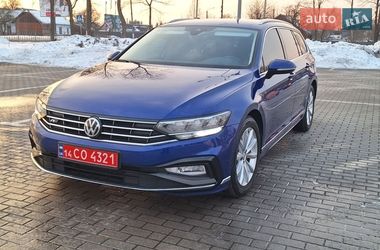 Универсал Volkswagen Passat 2020 в Коломые