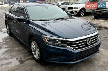 Седан Volkswagen Passat 2020 в Киеве