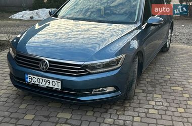 Седан Volkswagen Passat 2017 в Львове