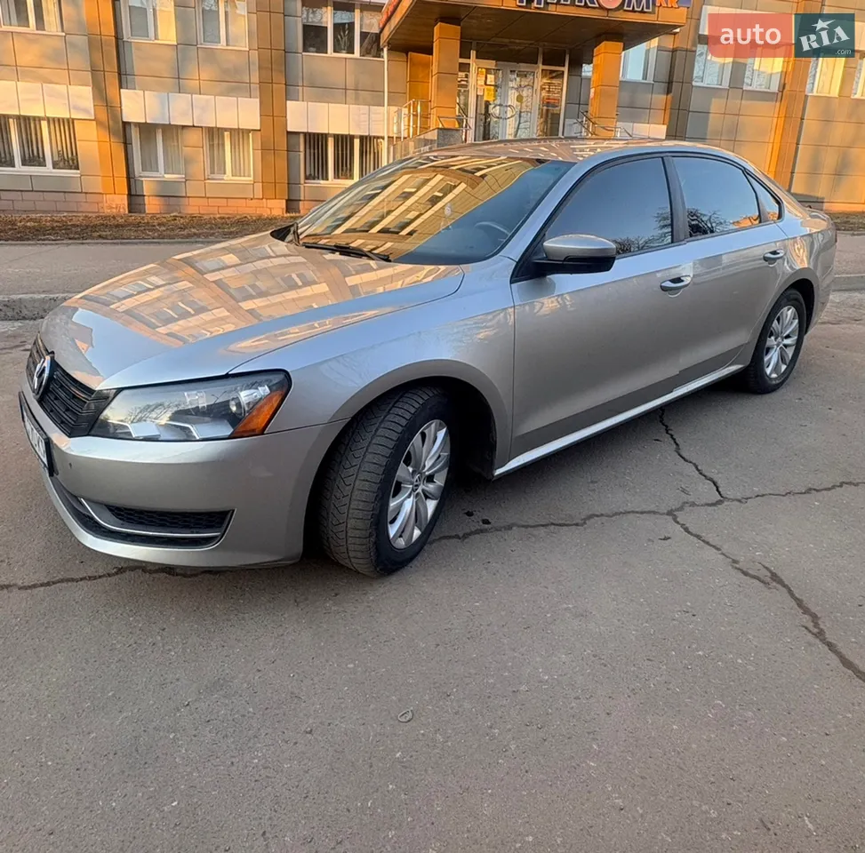 2012 Volkswagen Passat - мініатюра 16