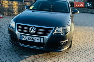 Универсал Volkswagen Passat 2010 в Ровно