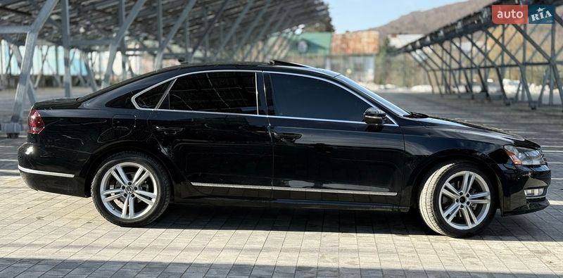 Седан Volkswagen Passat 2012 в Львове