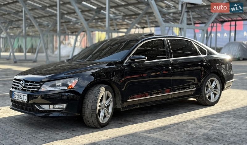 Седан Volkswagen Passat 2012 в Львове