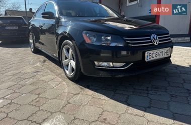 Седан Volkswagen Passat 2015 в Львове
