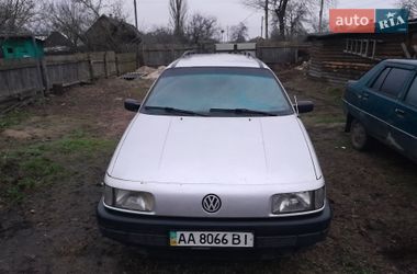 Универсал Volkswagen Passat 1991 в Радомышле