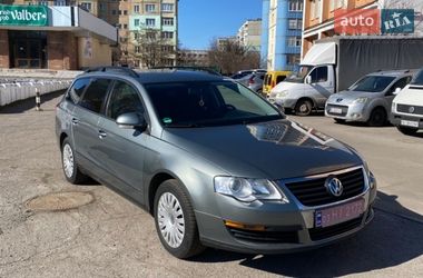 Универсал Volkswagen Passat 2009 в Полтаве