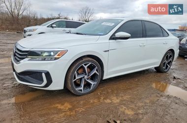 Седан Volkswagen Passat 2020 в Львові