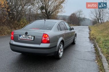 Седан Volkswagen Passat 2001 в Львове