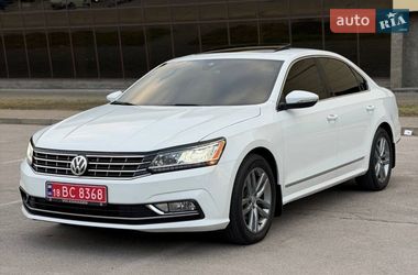 Седан Volkswagen Passat 2018 в Запоріжжі