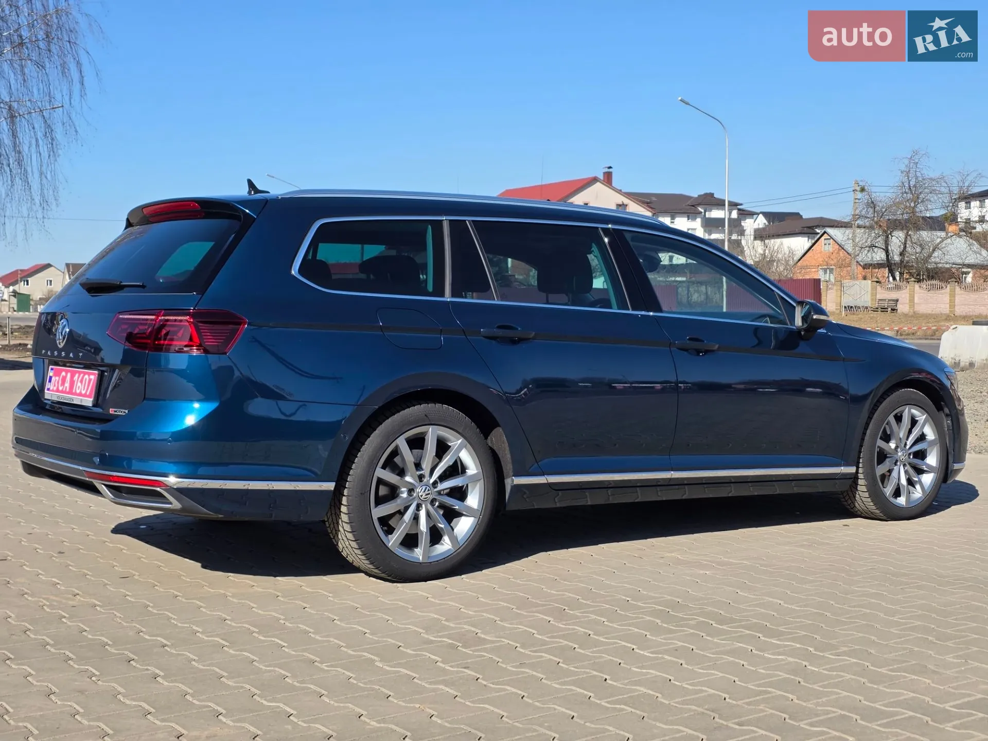 2019 Volkswagen Passat - мініатюра 3