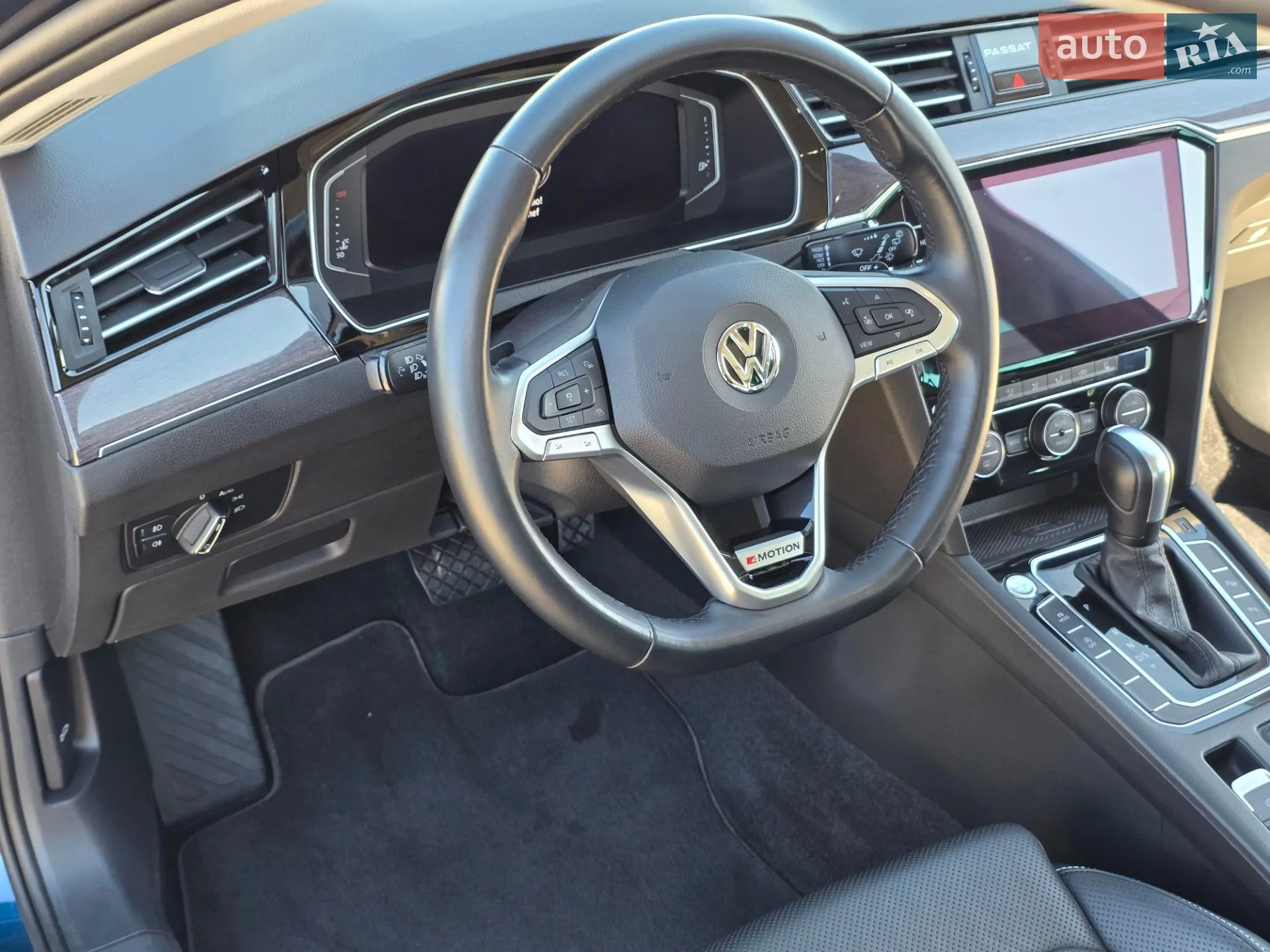 2019 Volkswagen Passat - мініатюра 23