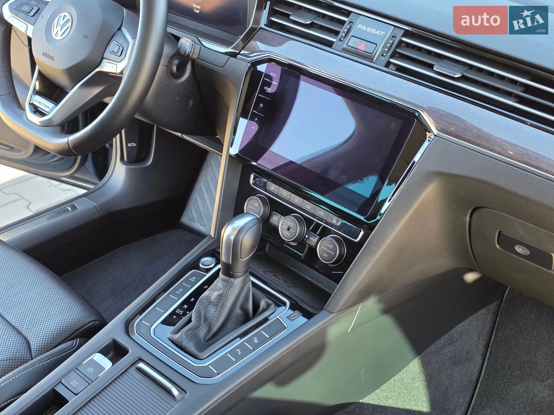 2019 Volkswagen Passat - мініатюра 25