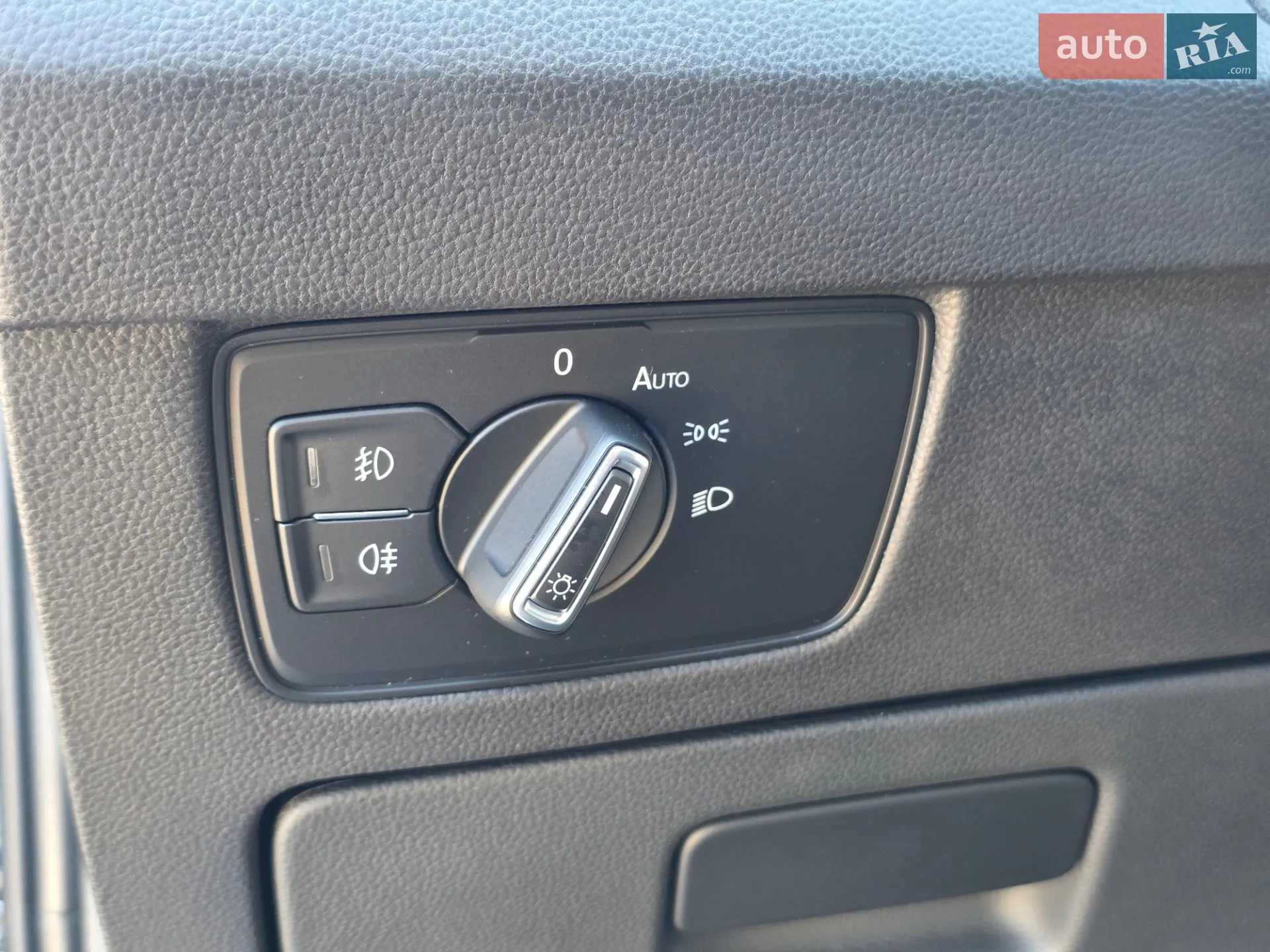 2019 Volkswagen Passat - мініатюра 35