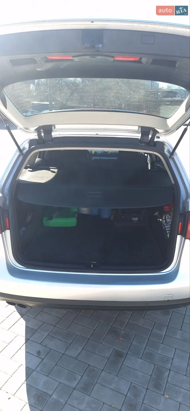 2010 Volkswagen Passat - мініатюра 18