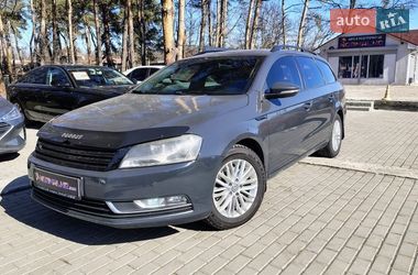 Универсал Volkswagen Passat 2012 в Киеве