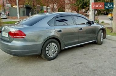 Седан Volkswagen Passat 2015 в Кропивницком