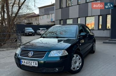 Седан Volkswagen Passat 2001 в Києві
