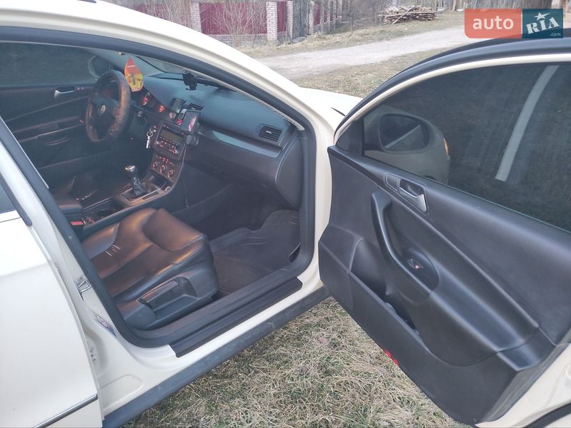 Универсал Volkswagen Passat 2009 в Надворной