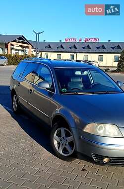 Універсал Volkswagen Passat 2004 в Вінниці