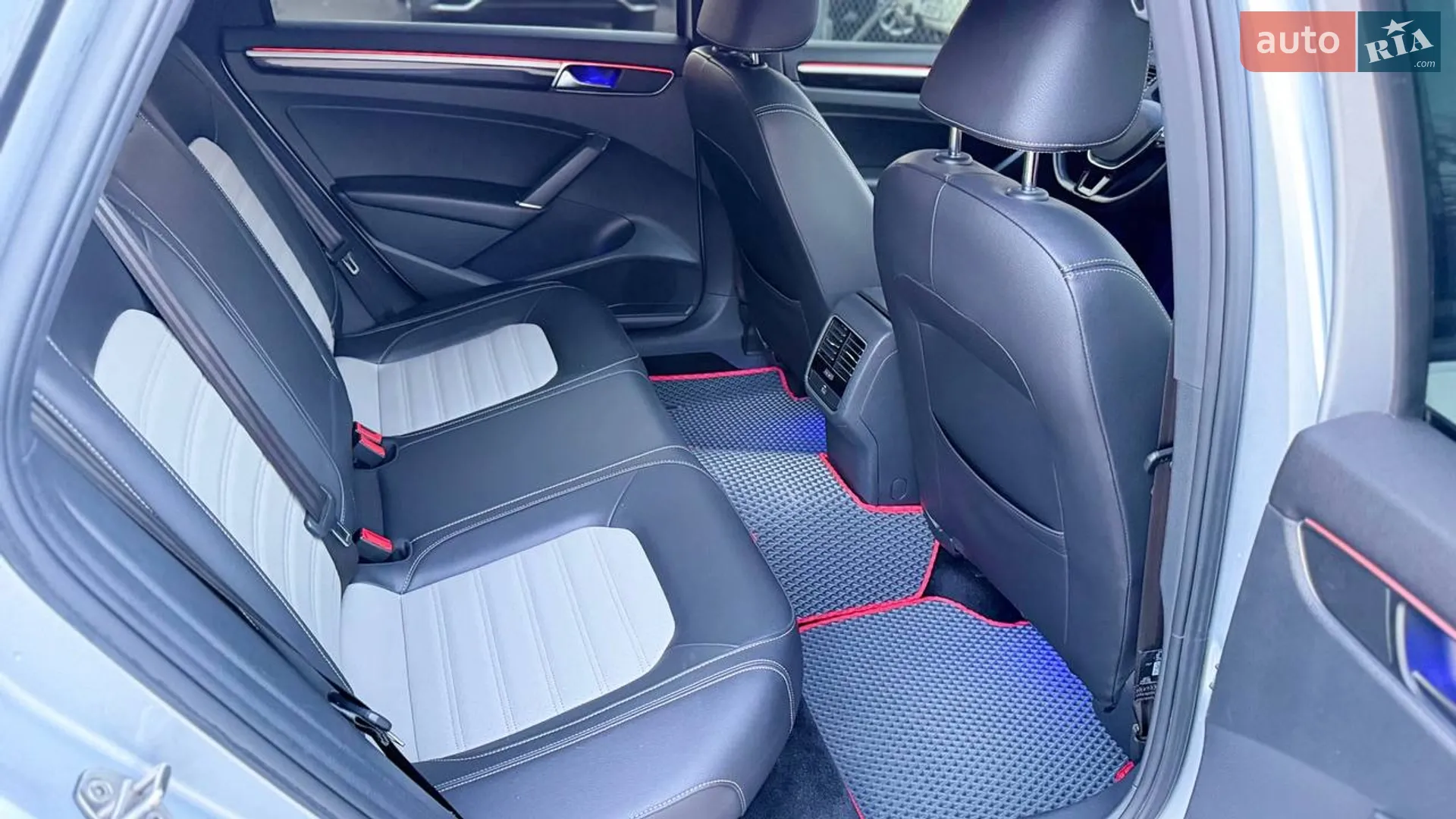 2018 Volkswagen Passat - мініатюра 27