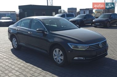 Седан Volkswagen Passat 2017 в Вінниці